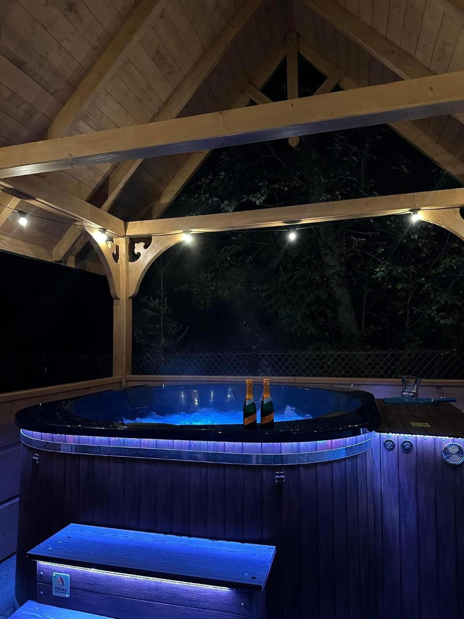 Domki Gawra Z Jacuzzi Zakopane Exterior foto